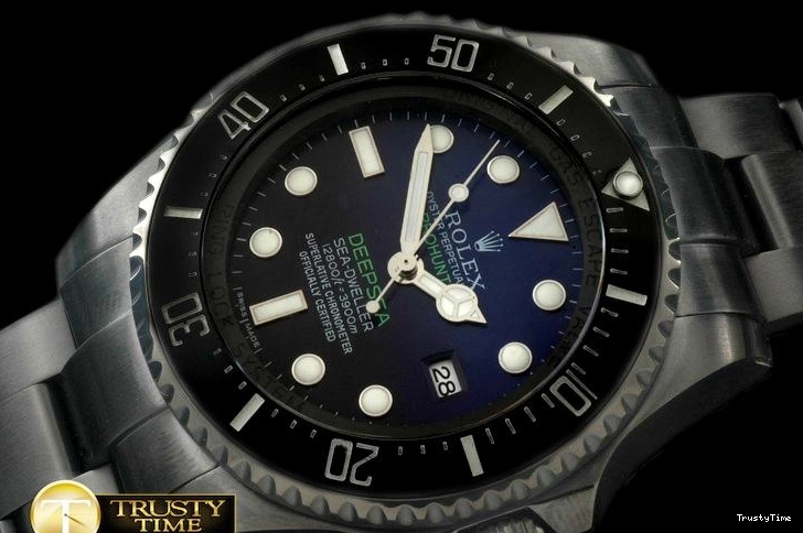 0423 ROLSD048A – Deep Sea Blue Dweller Packable 1003